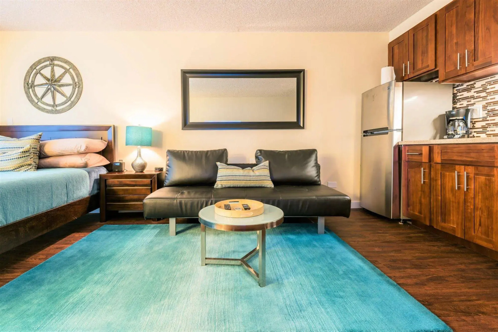 Waikiki Place - the Place to be in Waikiki