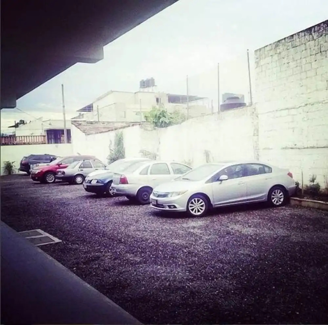 Hotel & Suites Mo Sak