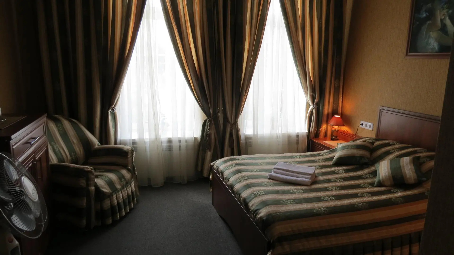 Отель Эсмеральд