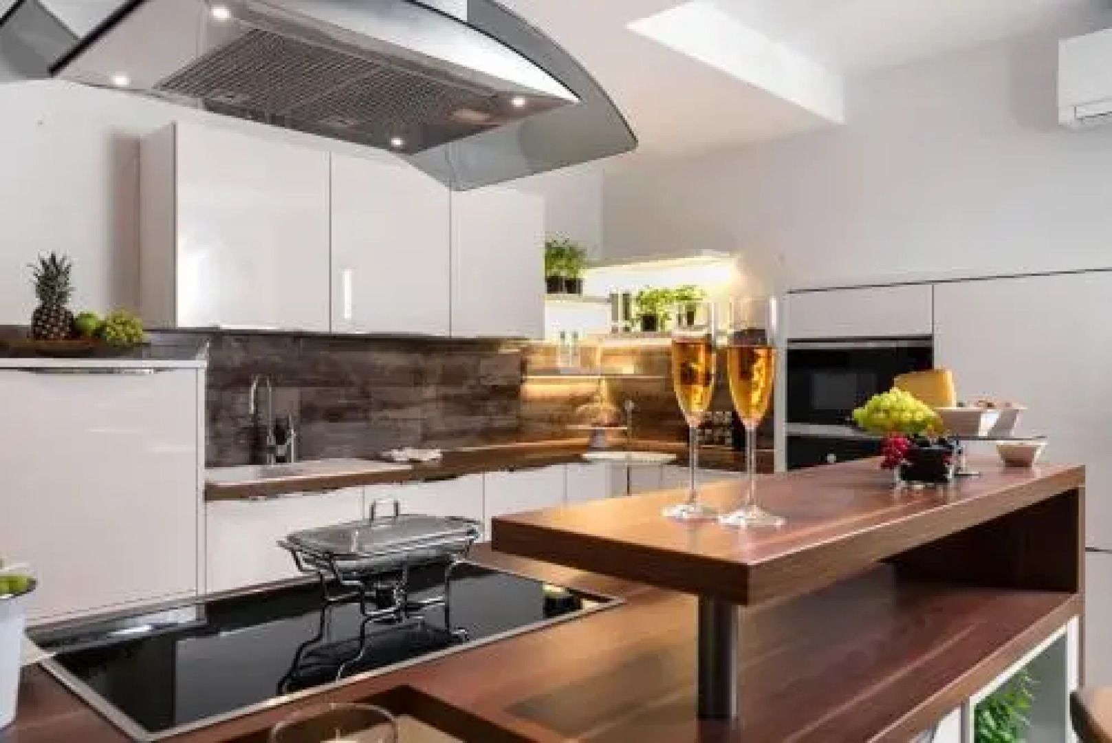 Luxury Villa Happiness