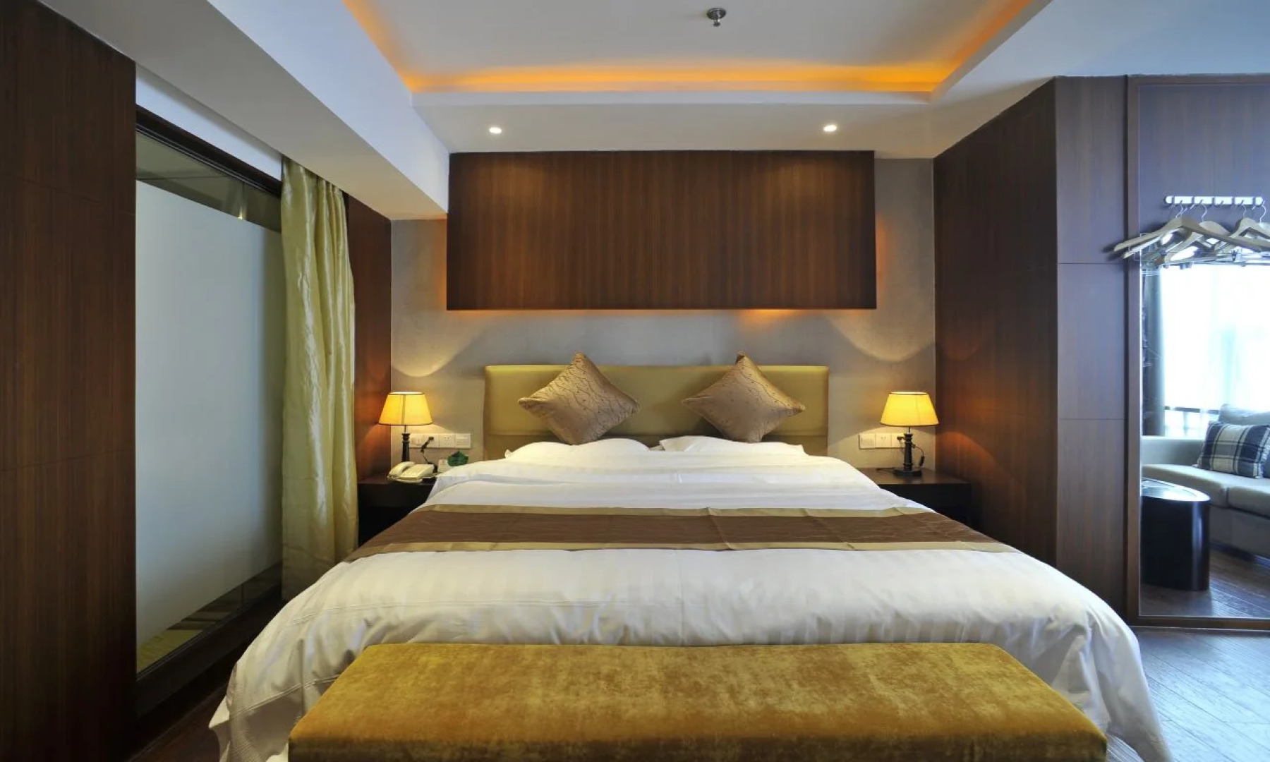 Zilaike Hotel Jiefangbei Branch