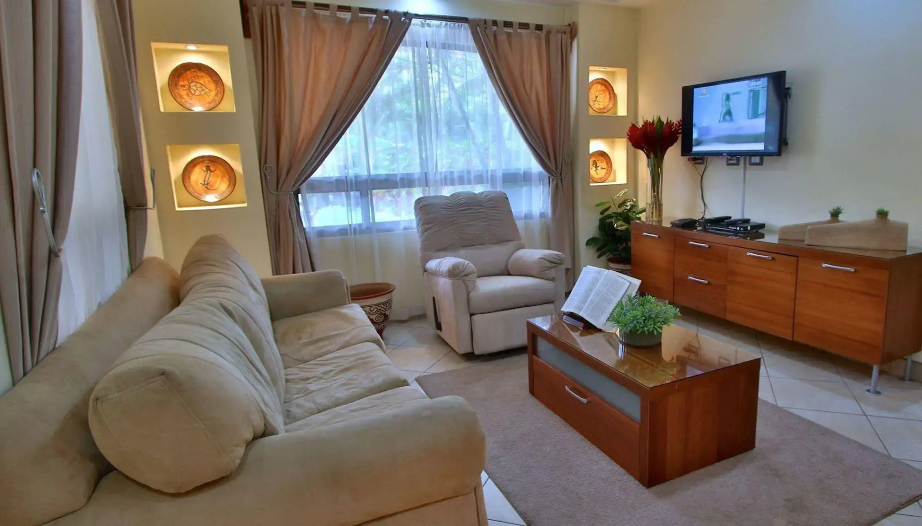 The Oaks Tamarindo Condominiums