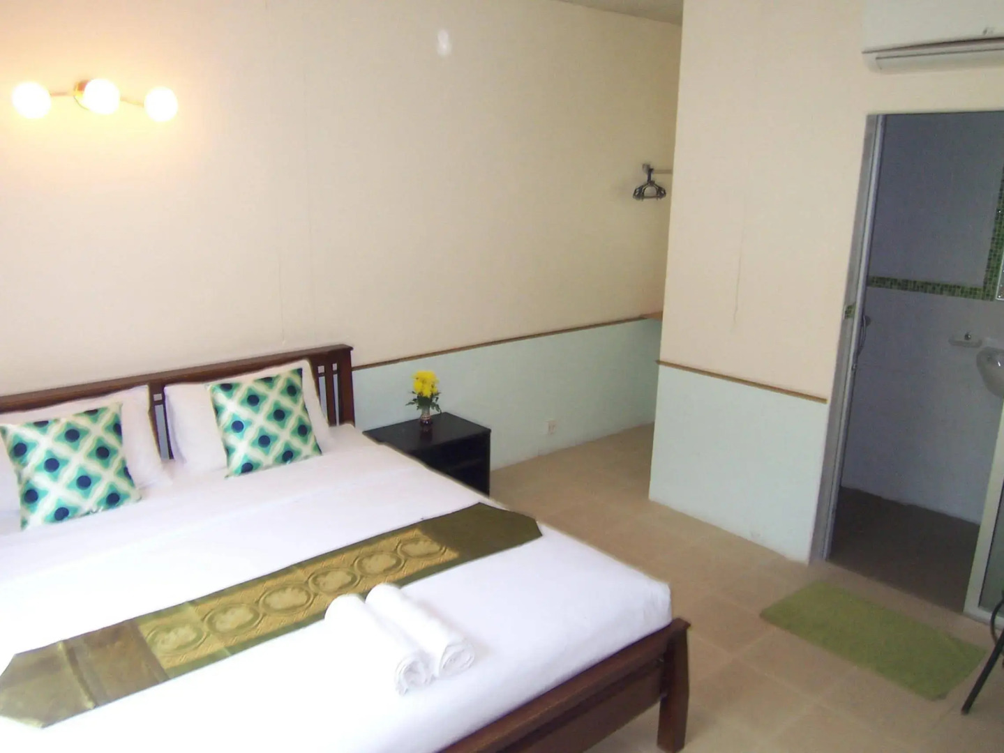 Airport Overnight Hotel