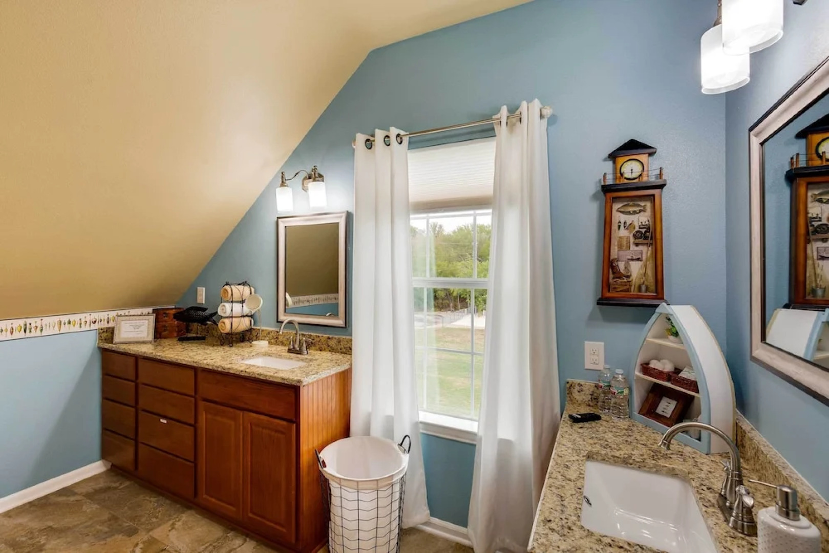 Lake Granbury Fishing Escape w/ Dock & Kayaks!