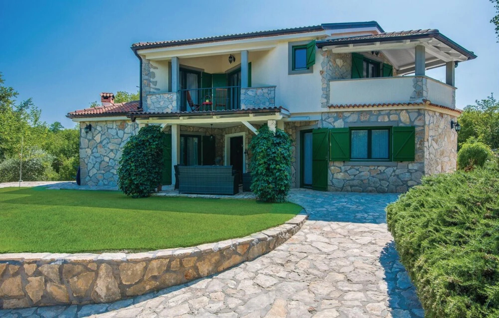 Amazing Home in Malinska With Wifi and 2 Bedrooms