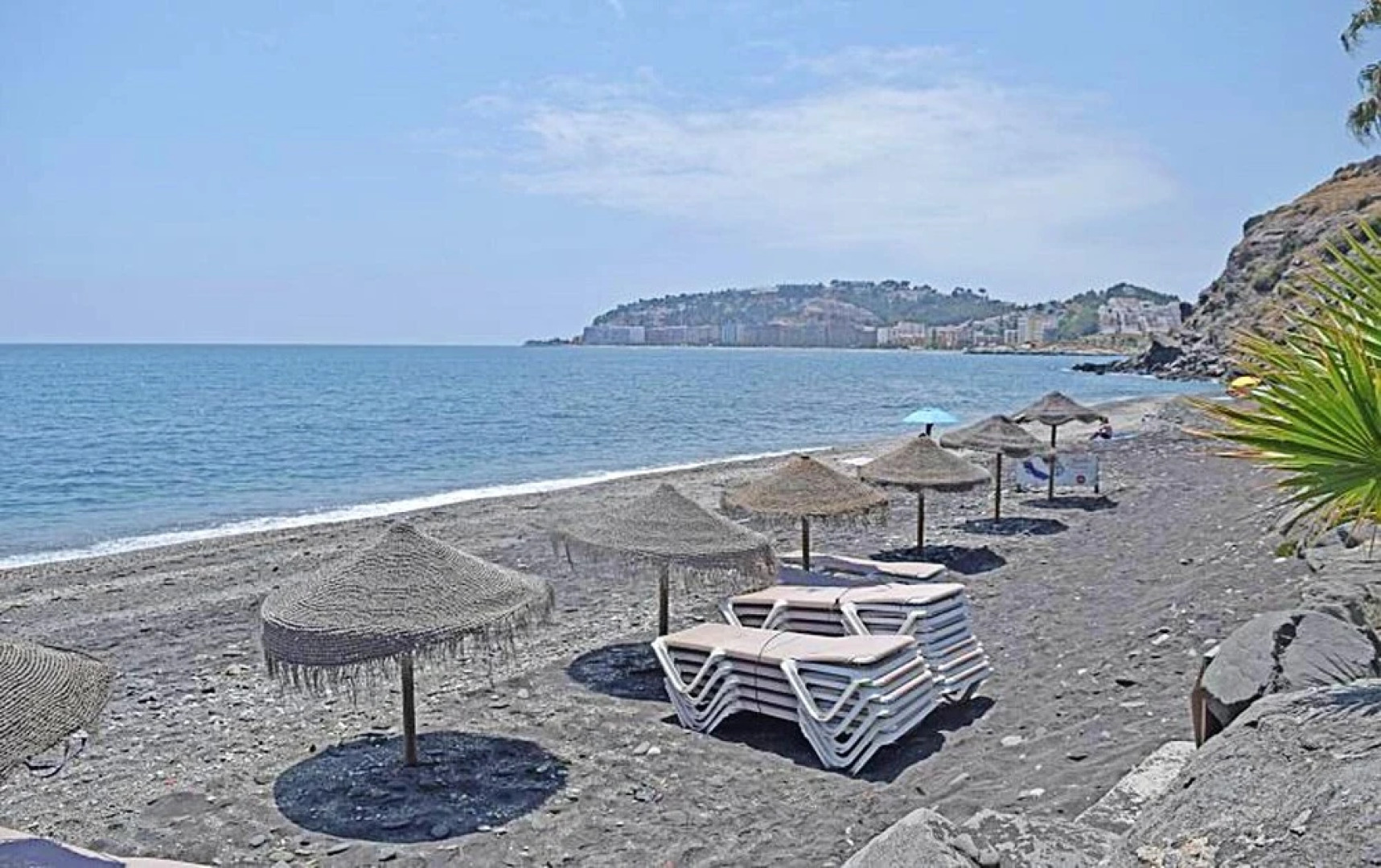 Apartment With 3 Bedrooms in Almuñécar, With Wonderful sea View, Shared Pool and Enclosed Garden Near the Beach