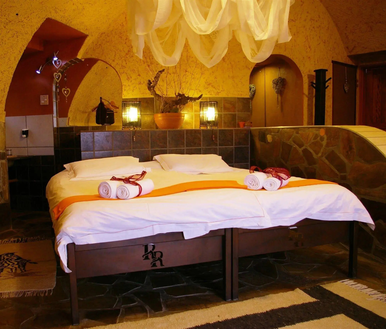 Rostock Ritz Desert Lodge