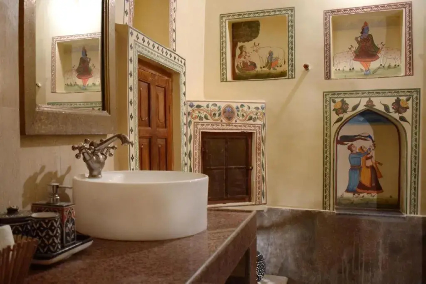 Shruti's Vedaaranya Haveli at Ramgarh Shekhawati