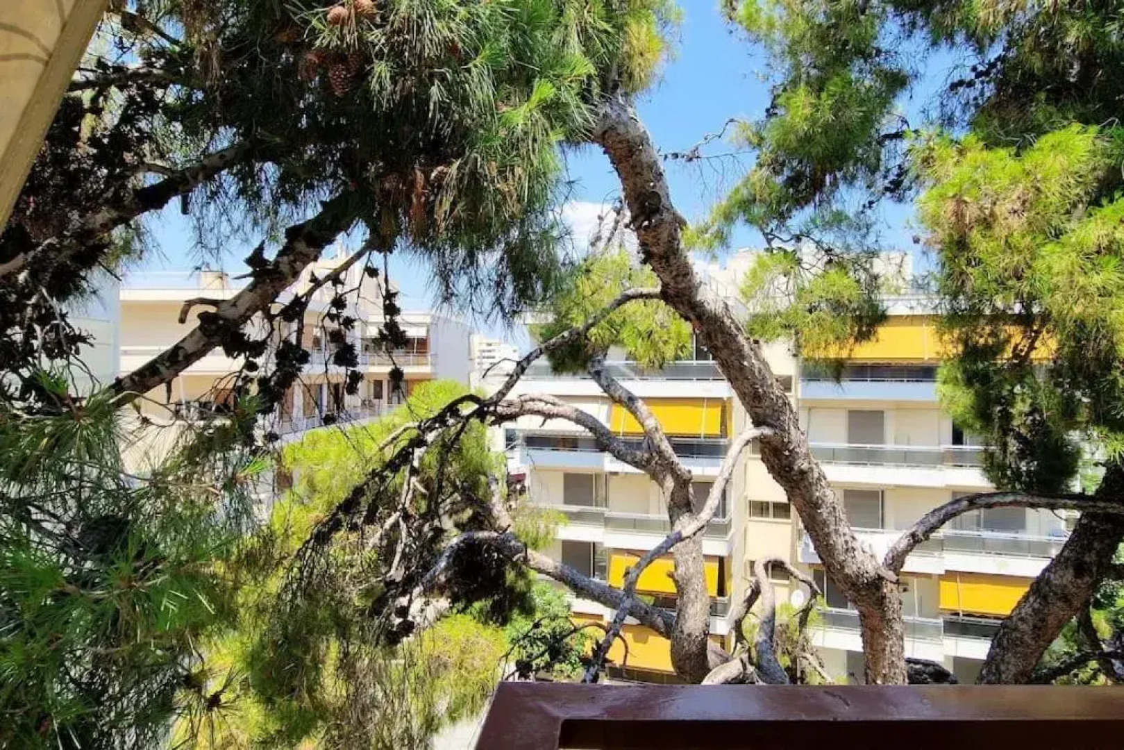 Renovated Private Studio - Metro Holargos 5' Walk