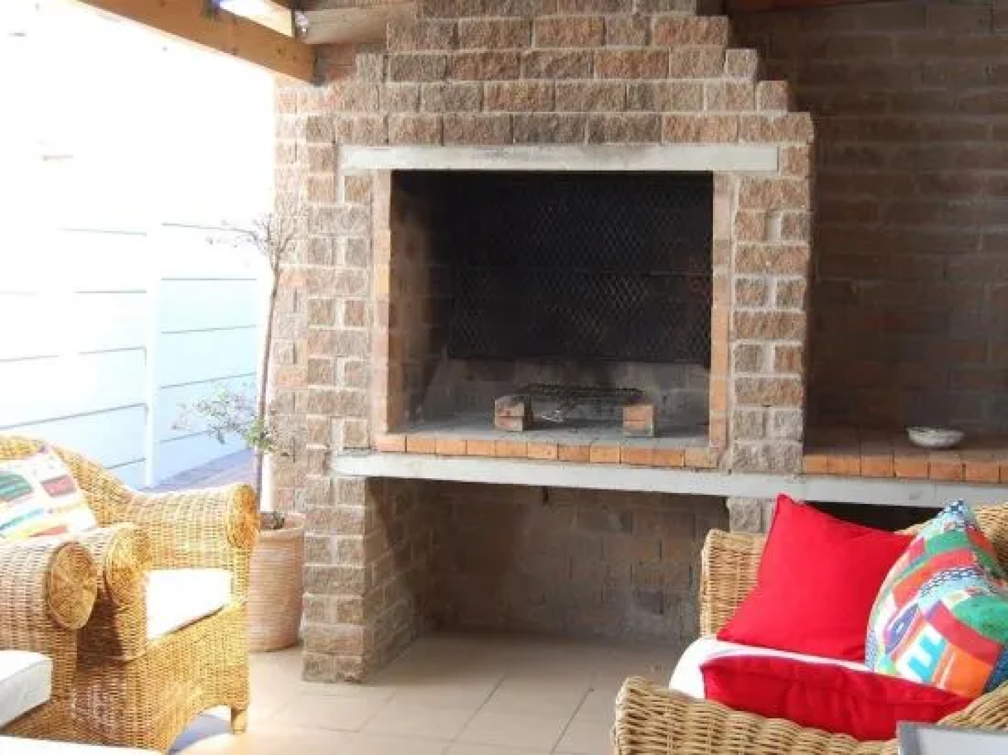 Villa-Mari Self Catering Apartment