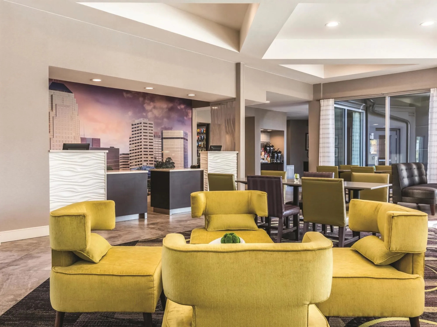 La Quinta Inn & Suites By Wyndham Shreveport Airport