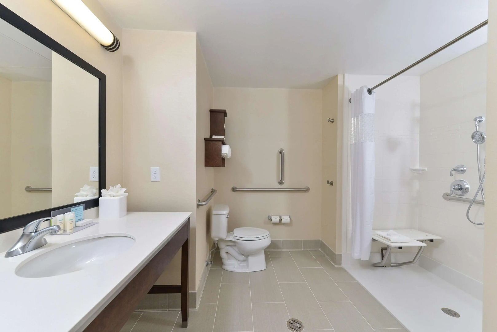 Hampton Inn & Suites Des Moines Downtown