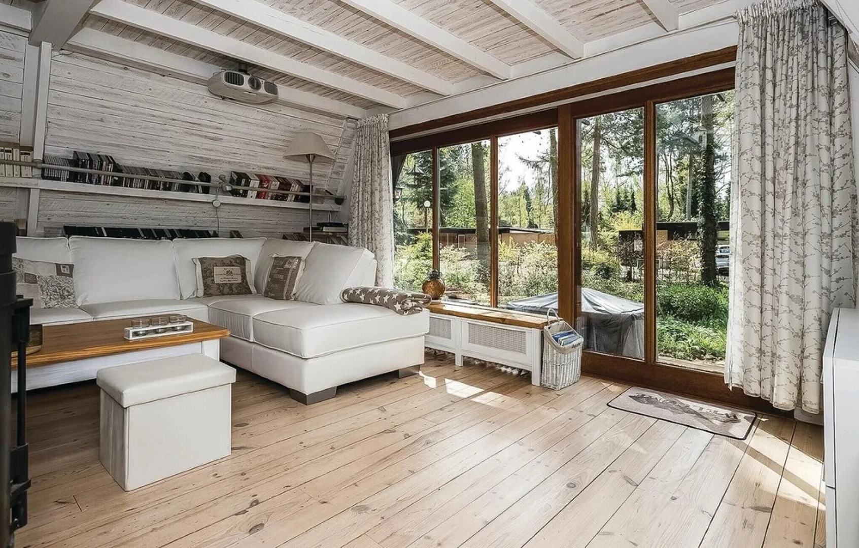 Amazing Home in Rekem-lanaken With 2 Bedrooms and Wifi