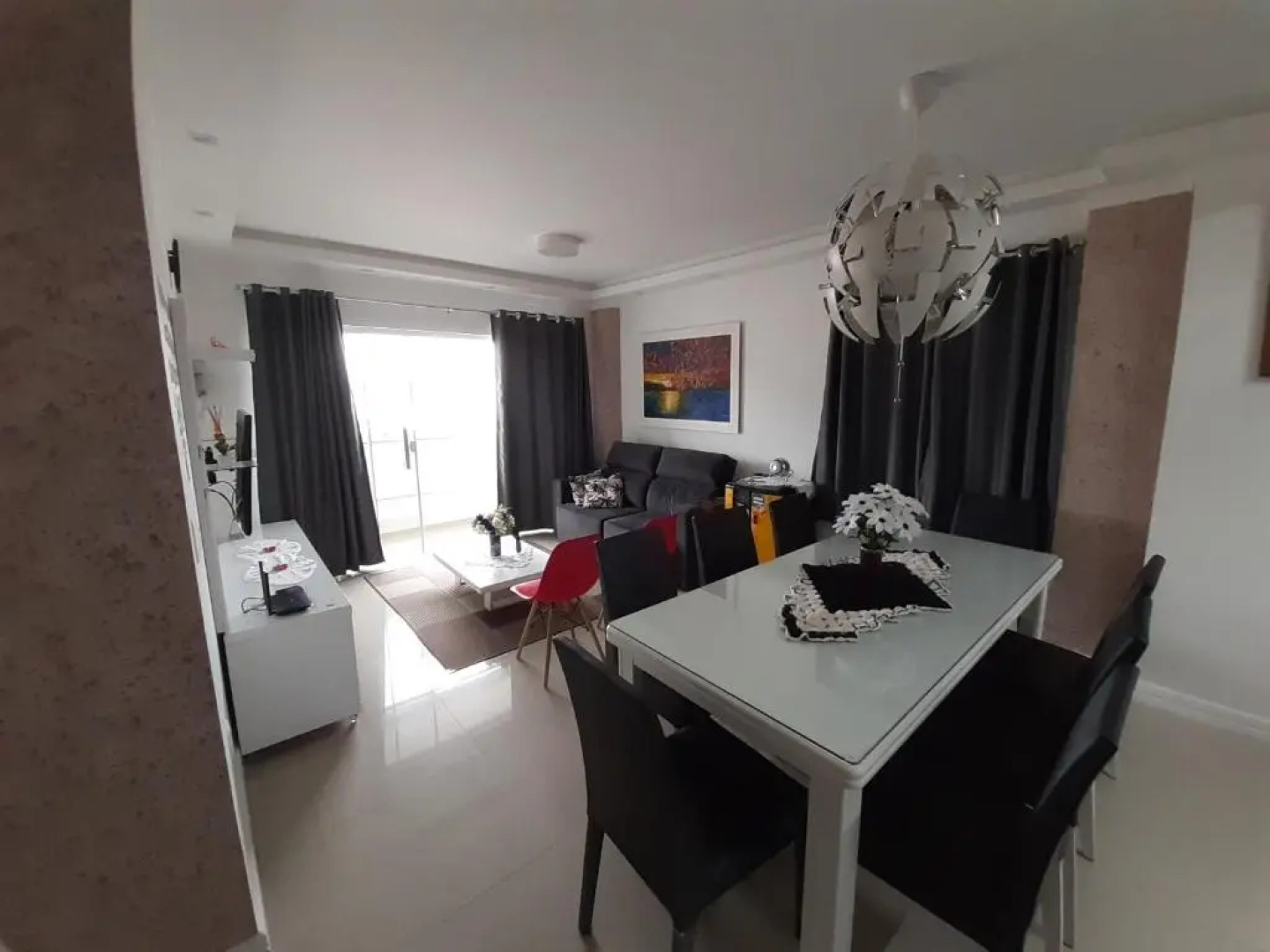 Lindo apto de 3 quartos, a 100m da praia, com ar-condicionado em todos os ambientes