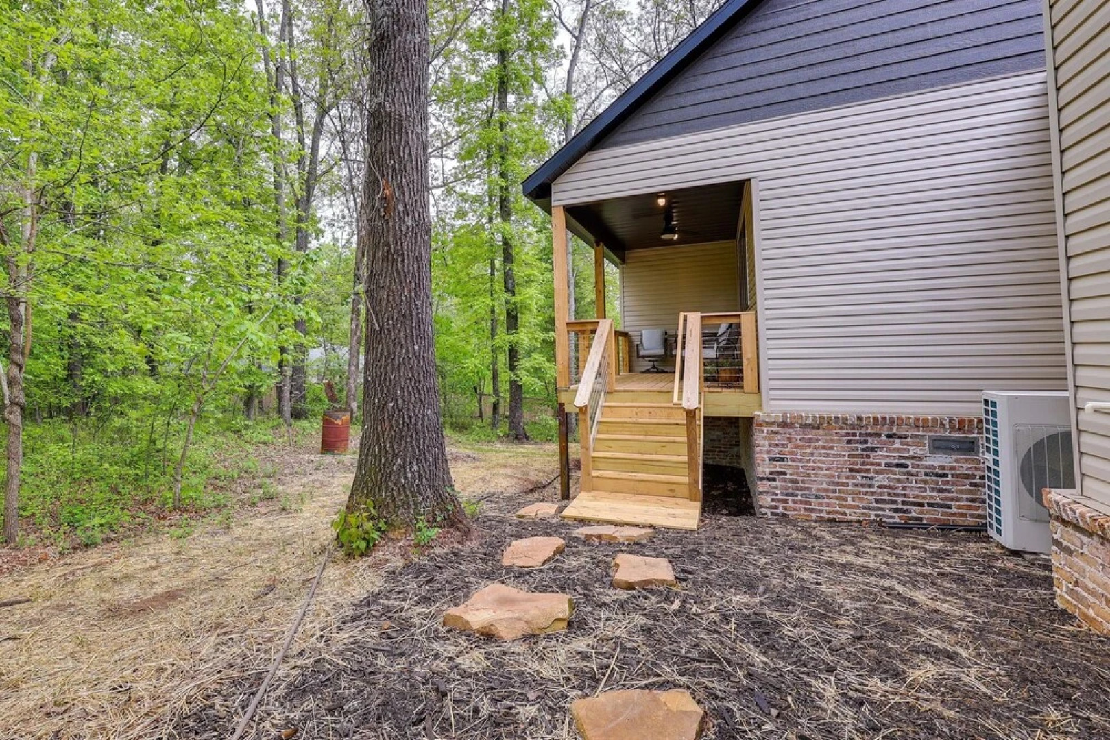 Bella Vista Vacation Rental on The Back 40 Trail!