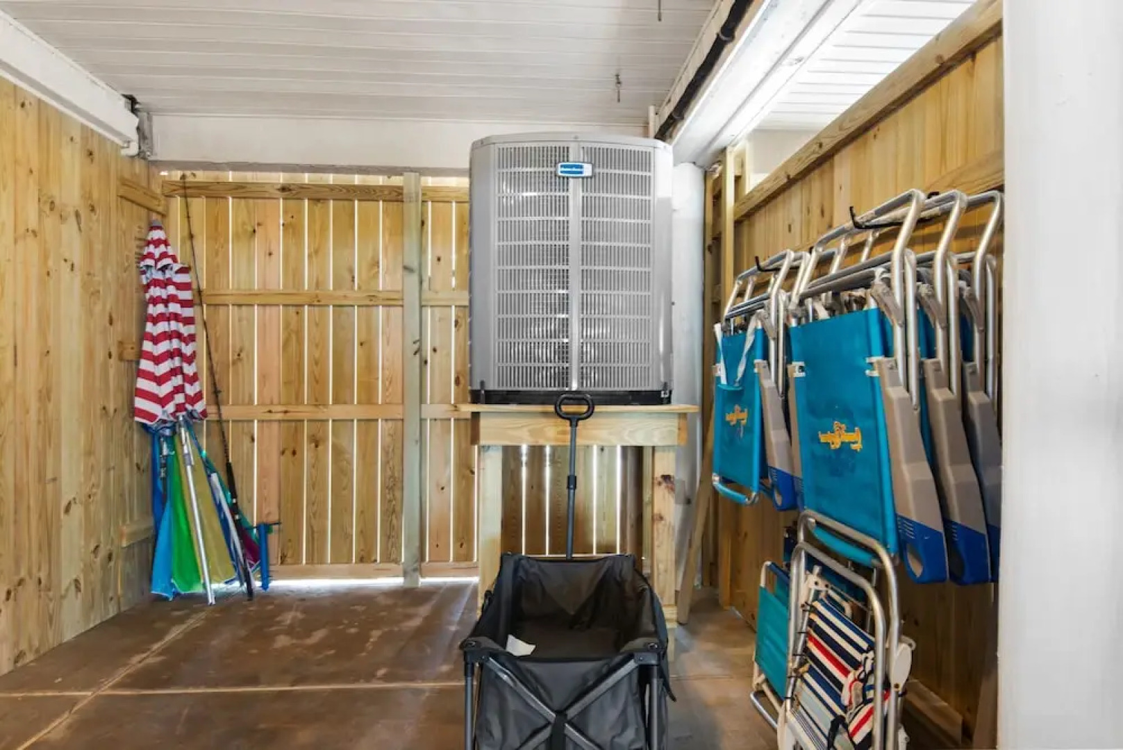 Life's A Beach 3 Bedroom Townhouse by RedAwning