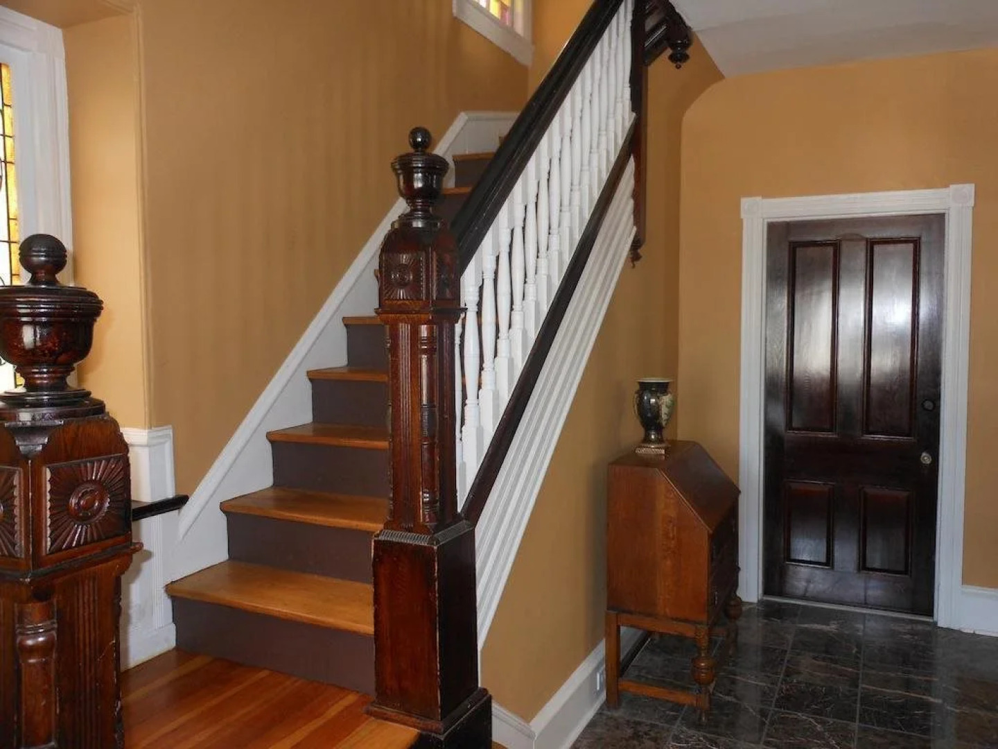 Miss Helens Guesthouse