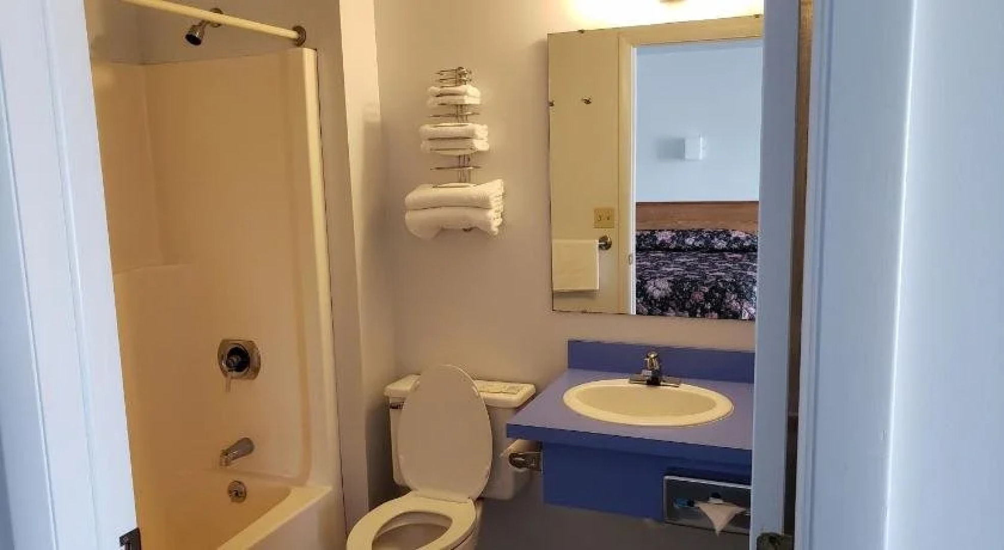 Aurora Borealis Motel