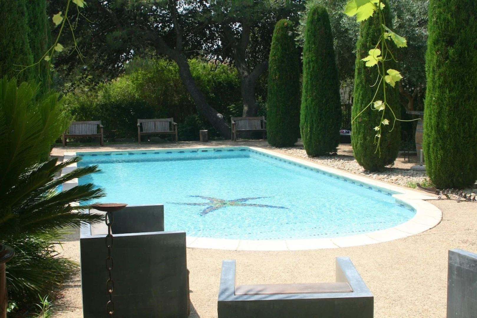 House With one Bedroom in Saint-gilles, With Shared Pool, Furnished Garden and Wifi