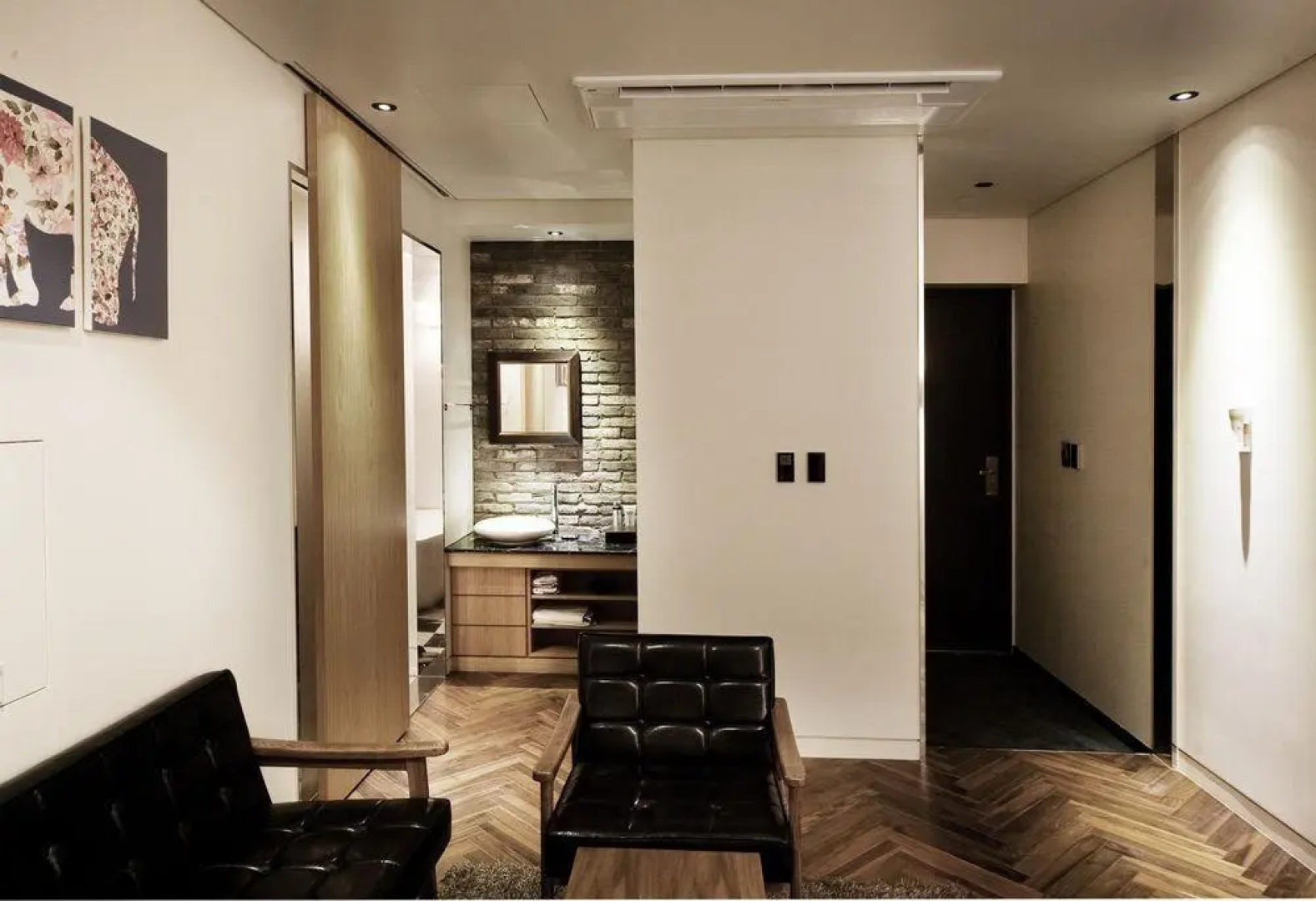 Zaza Hotel