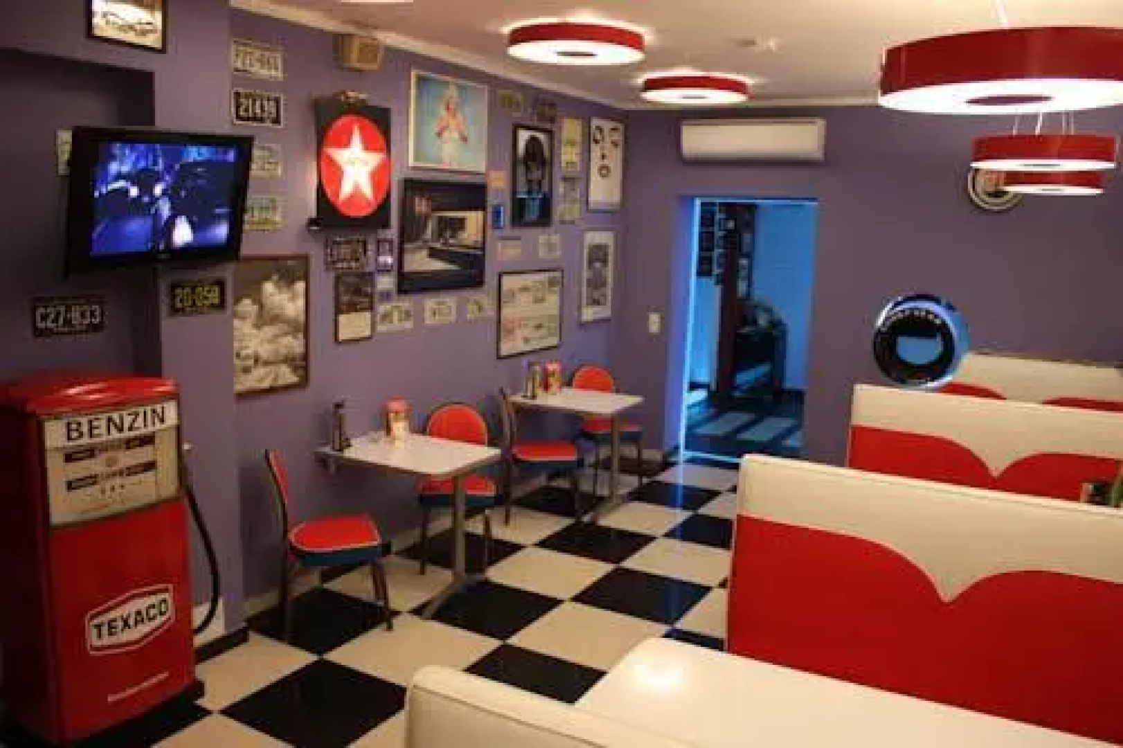 GarageHotel
