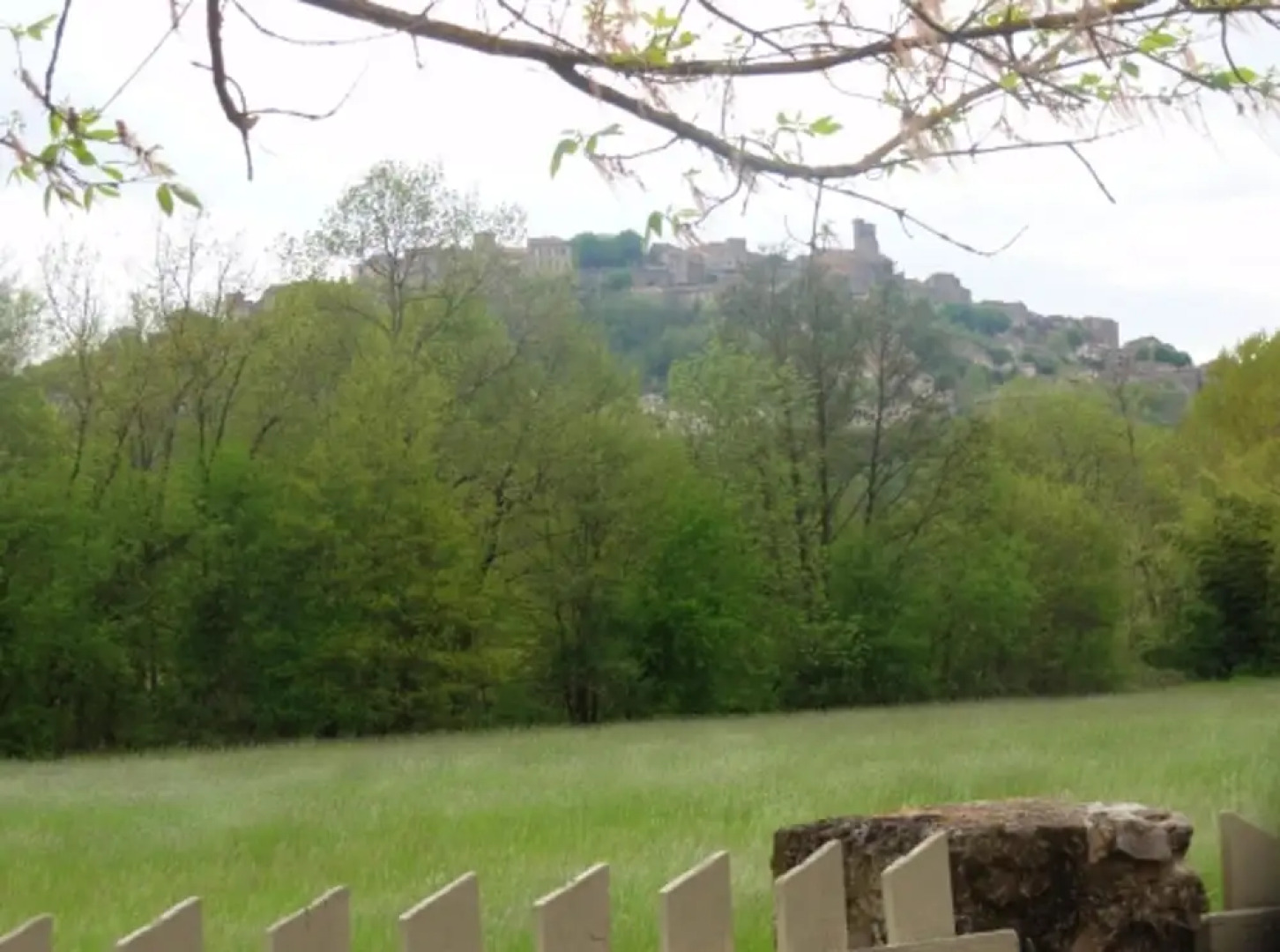 House With 3 Bedrooms in Cordes-sur-ciel, With Wonderful City View, Enclosed Garden and Wifi