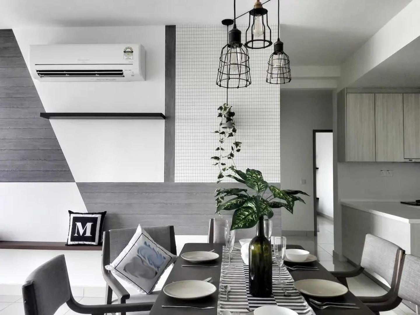 1Tebrau Premium Suites by 12stay