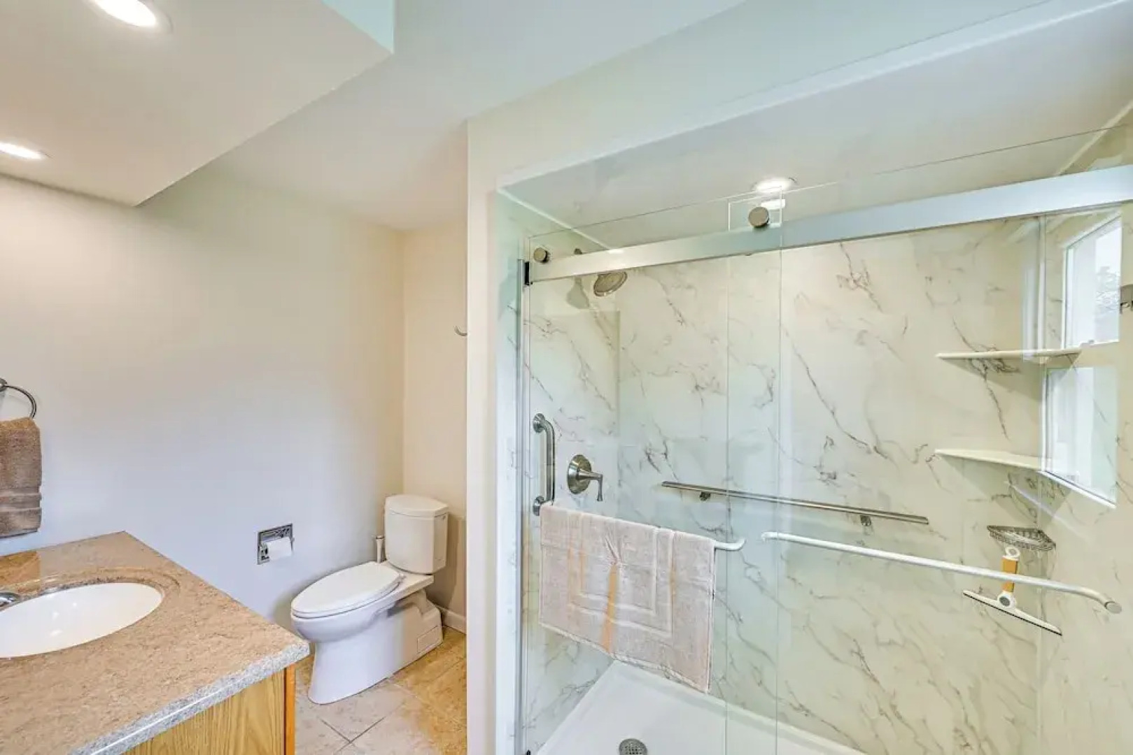 Home on Legacy Hills Golf Course w/ Patio!