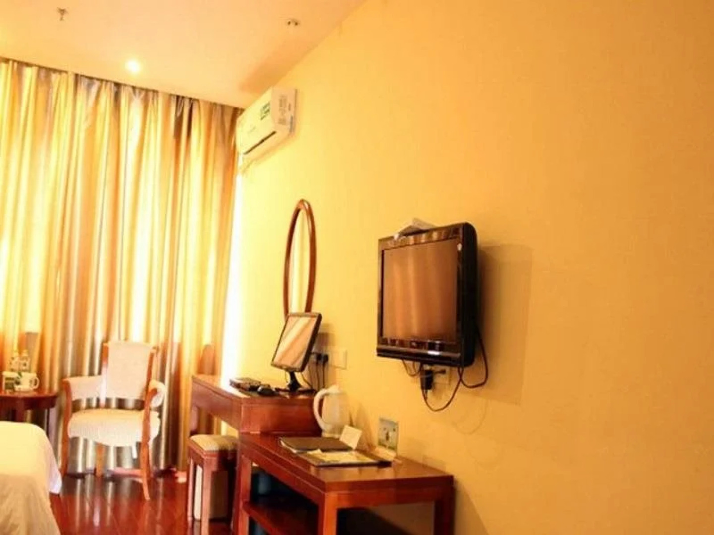 GreenTree Inn Shaoxing Xinchang Dafou Express Hotel