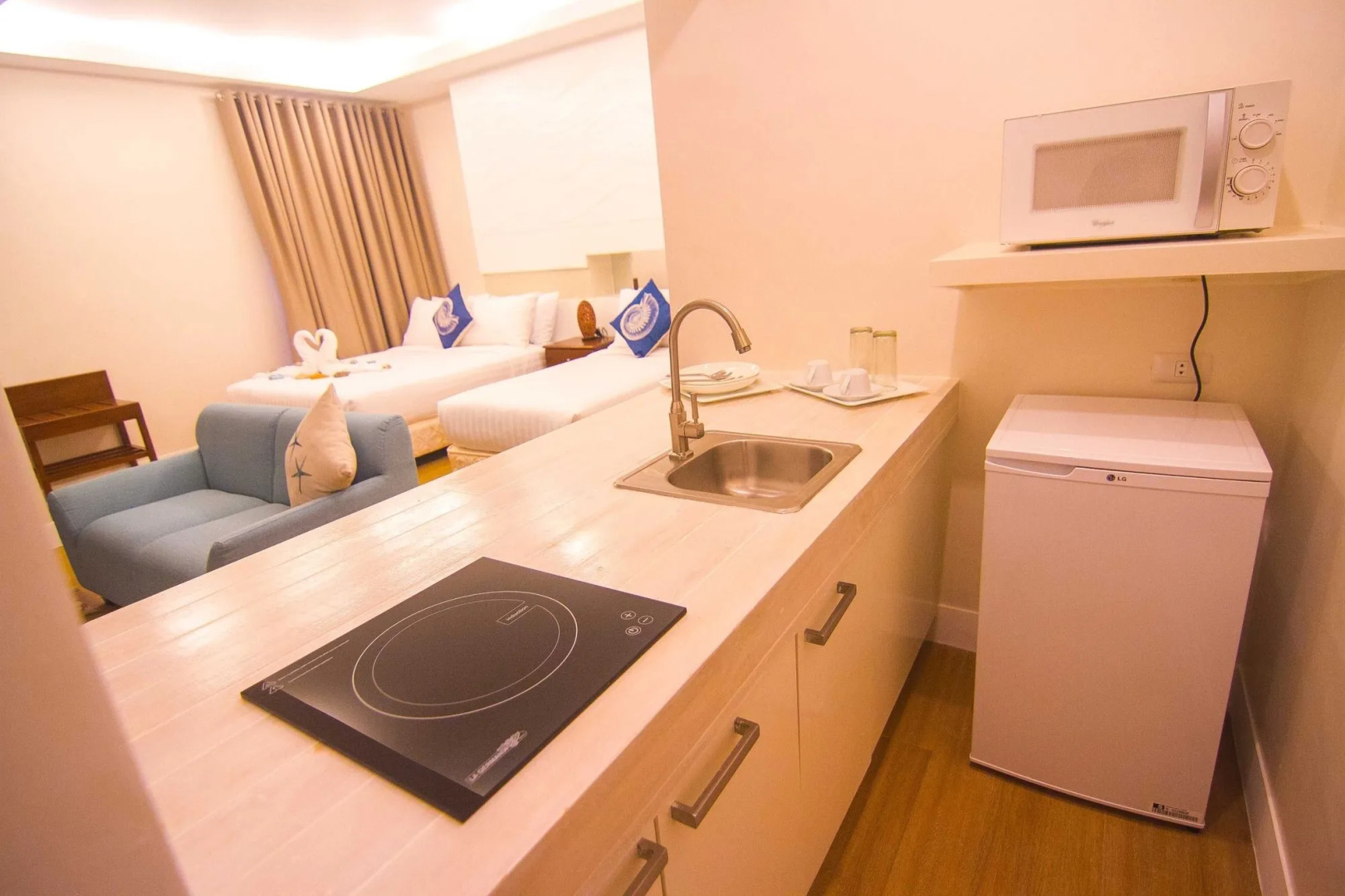 The Reef Hotel and Residences