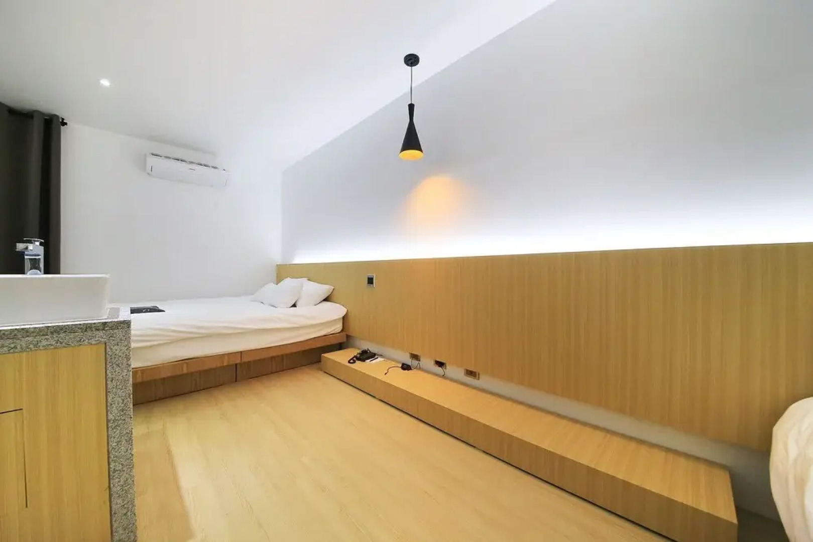 Indeokwon Brownstone