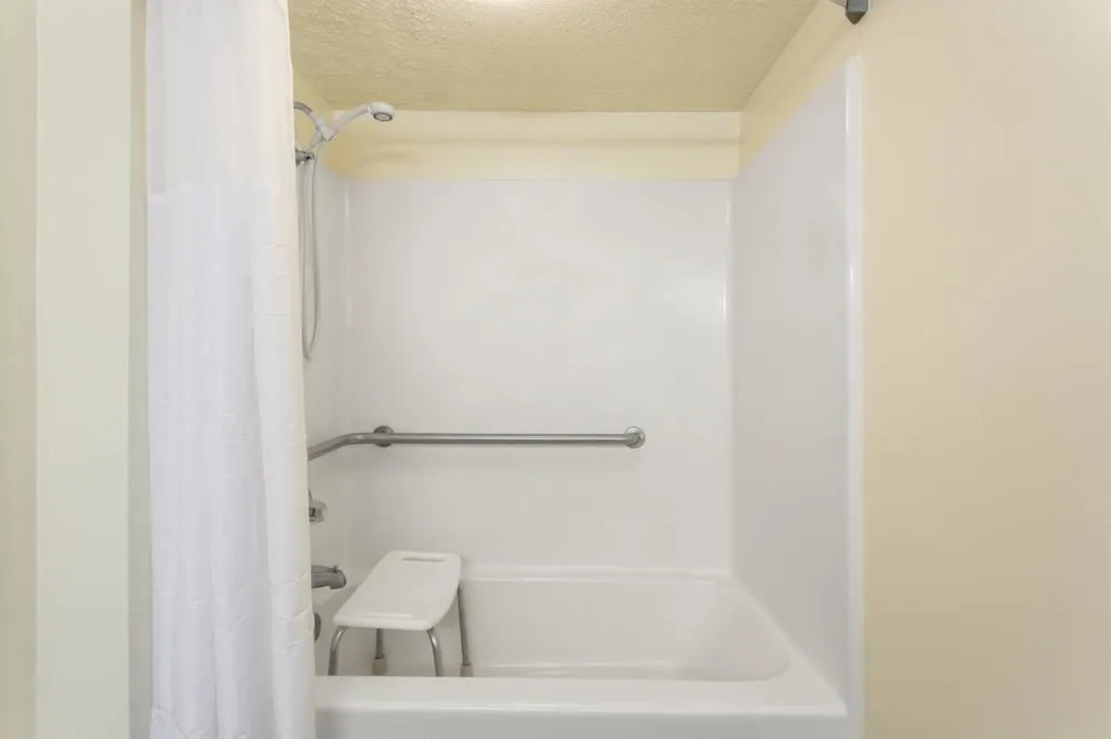 Super 8 Motel - Monticello