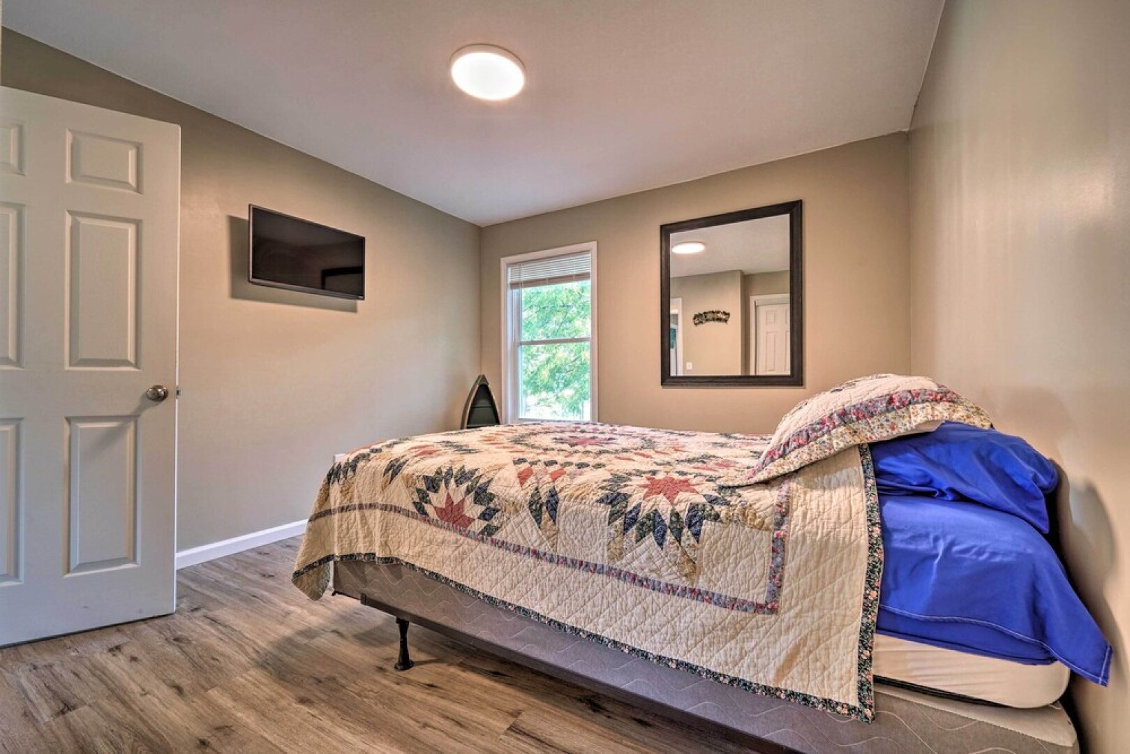 Bean Station Cottage: Unobstructed Lake Views