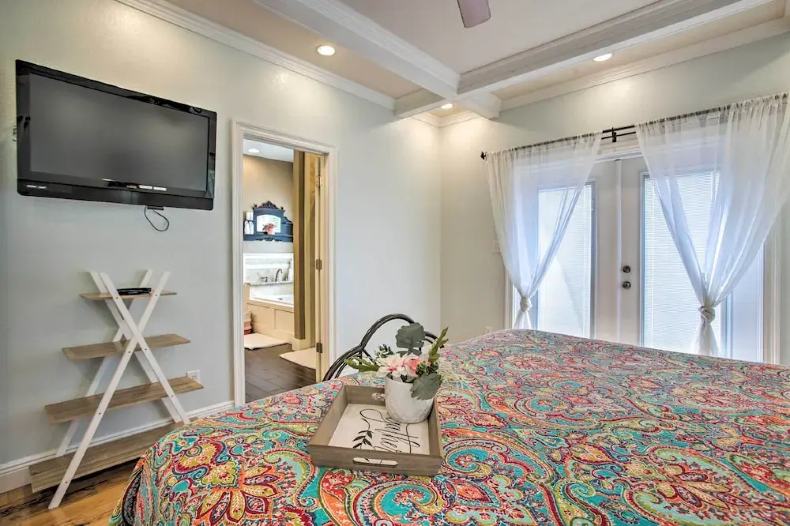 Waveland Family House, 4-minute Drive to the Beach