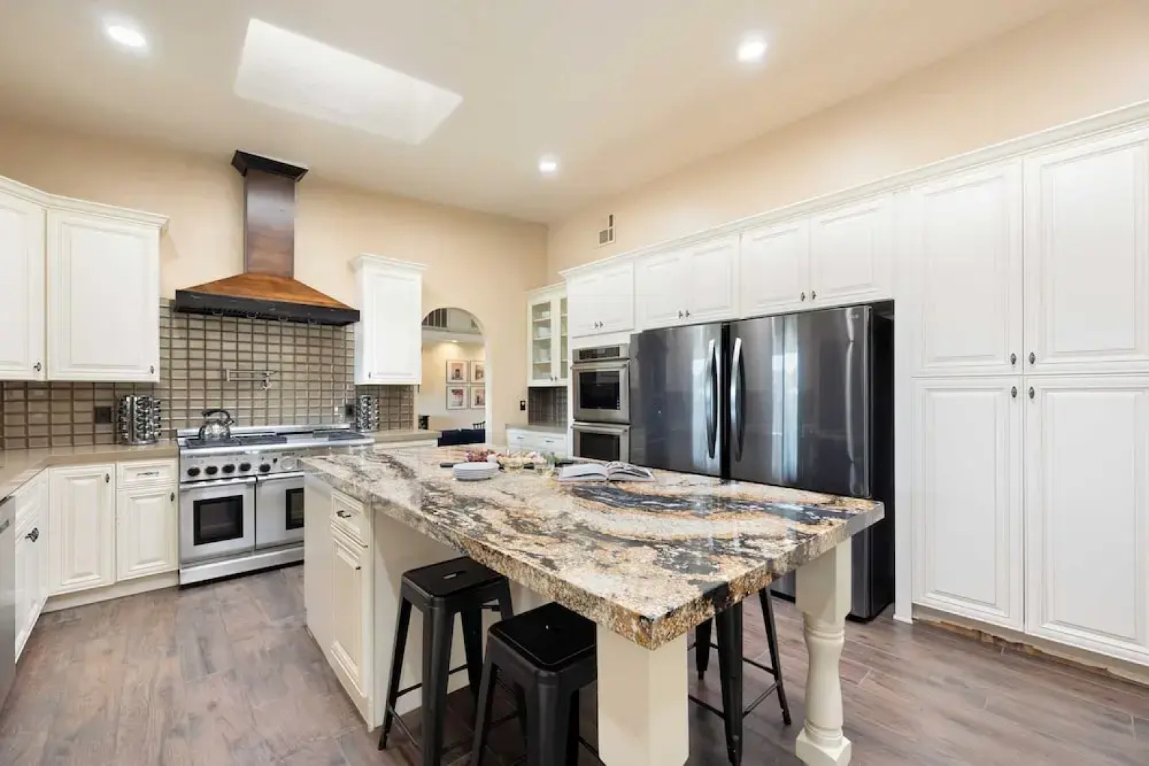 Sleeps 20! Architectural Mansion w/ Pool, Indoor Tennis Court, Game Room Starlight Estate by Avantstay