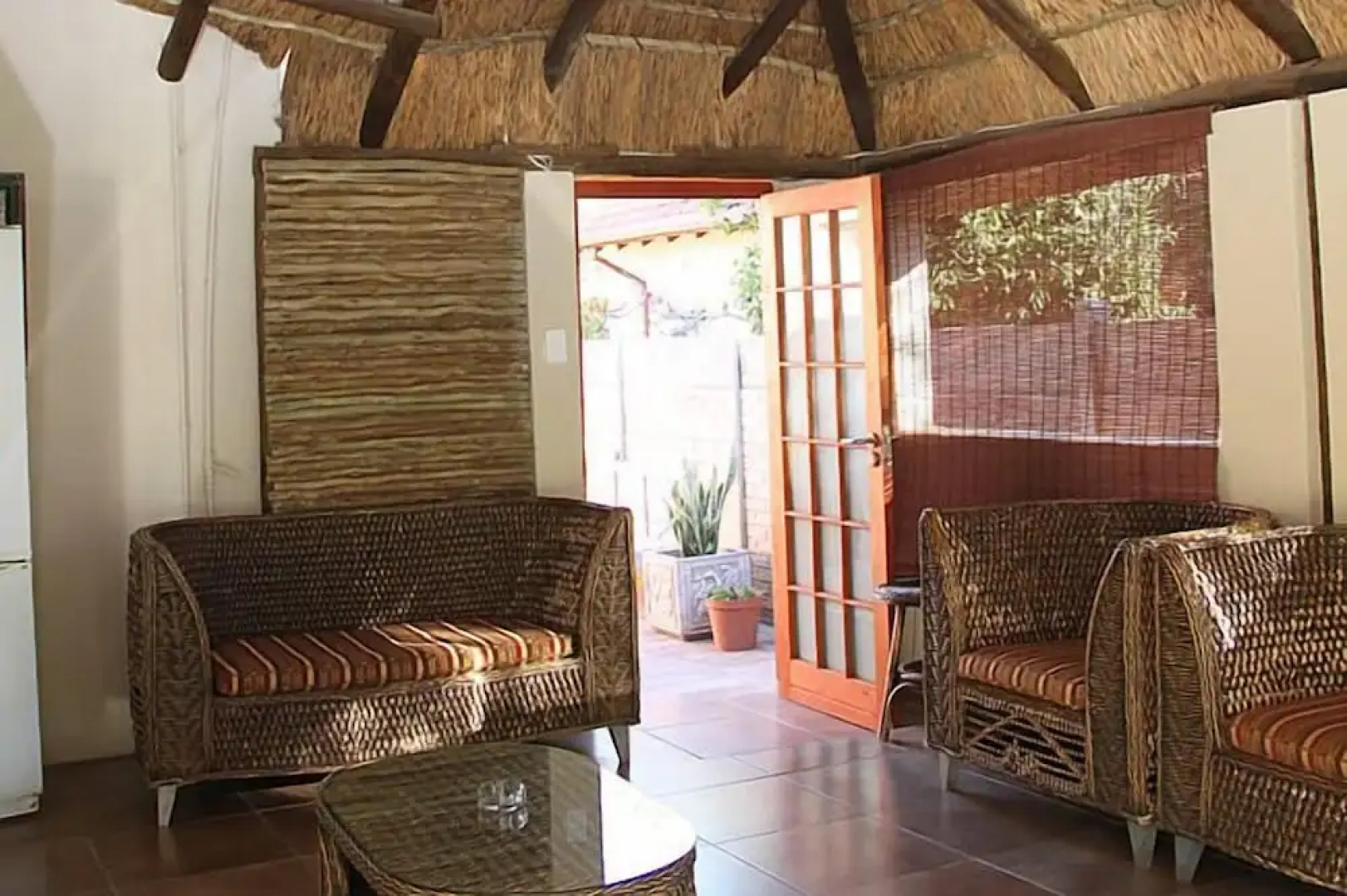 Airport Bed and Breakfast