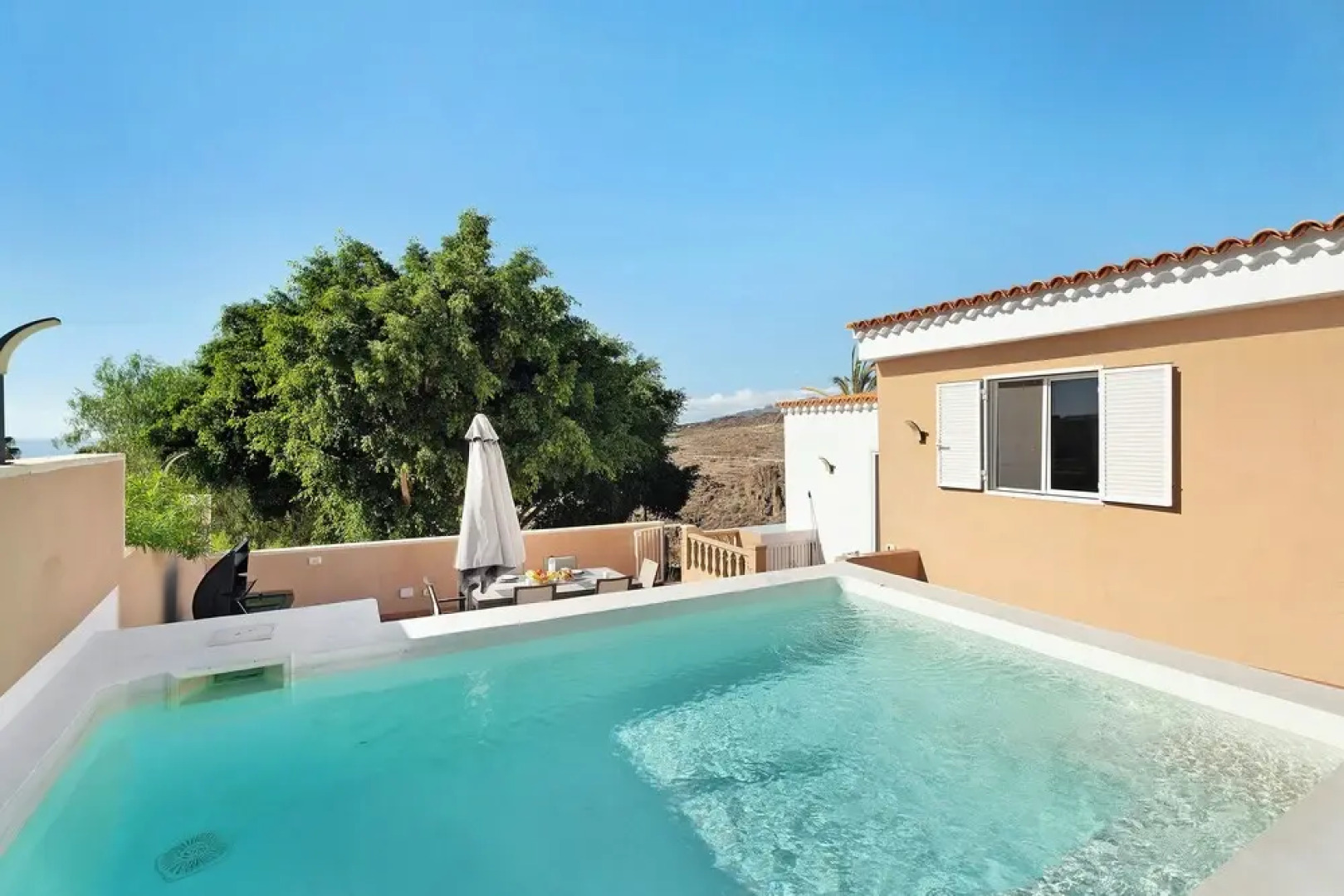 Los Corcos Rural Farm With Private Pool