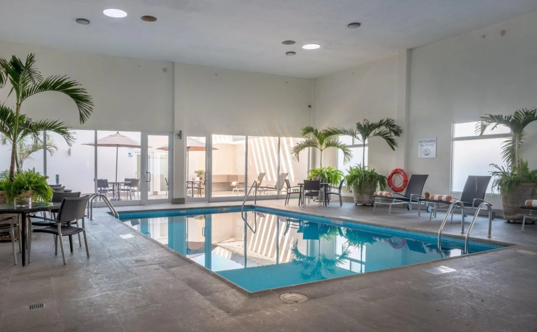 Holiday Inn Express & Suites Leon - Aeropuerto