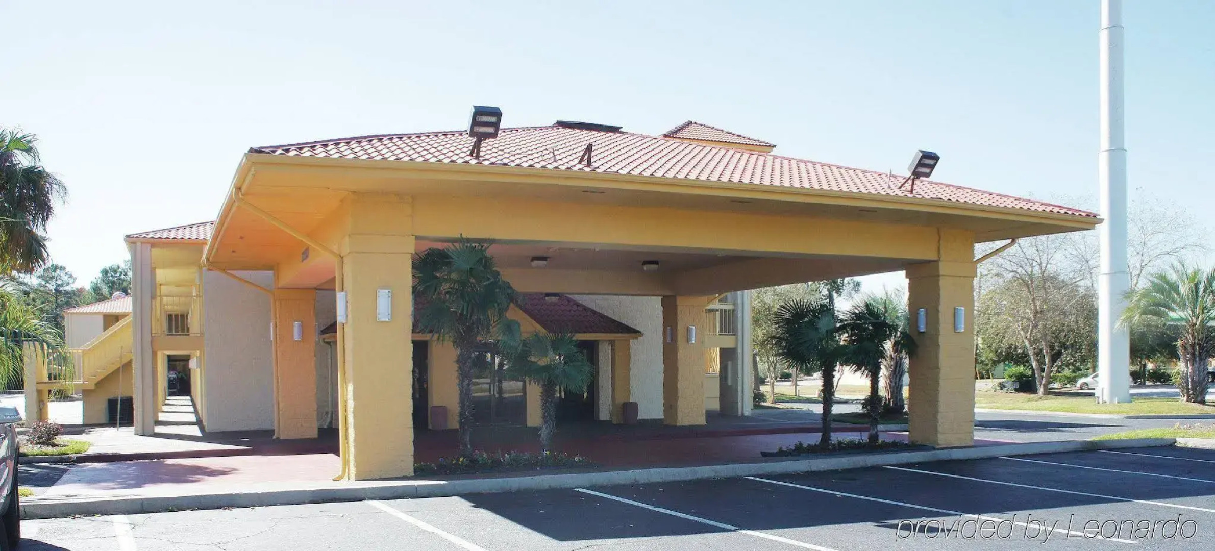 Super 8 by Wyndham Savannah