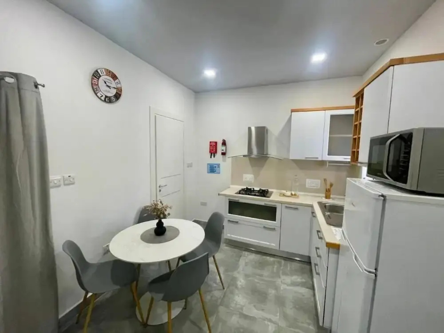 Ta Nenu Accomodation