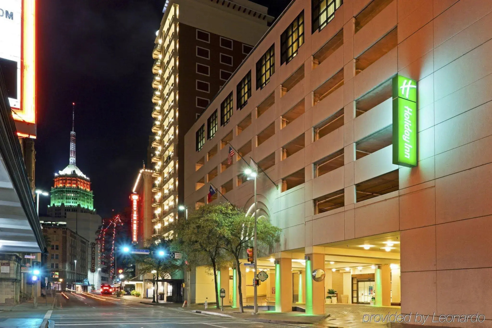 Holiday Inn San Antonio - Riverwalk by IHG