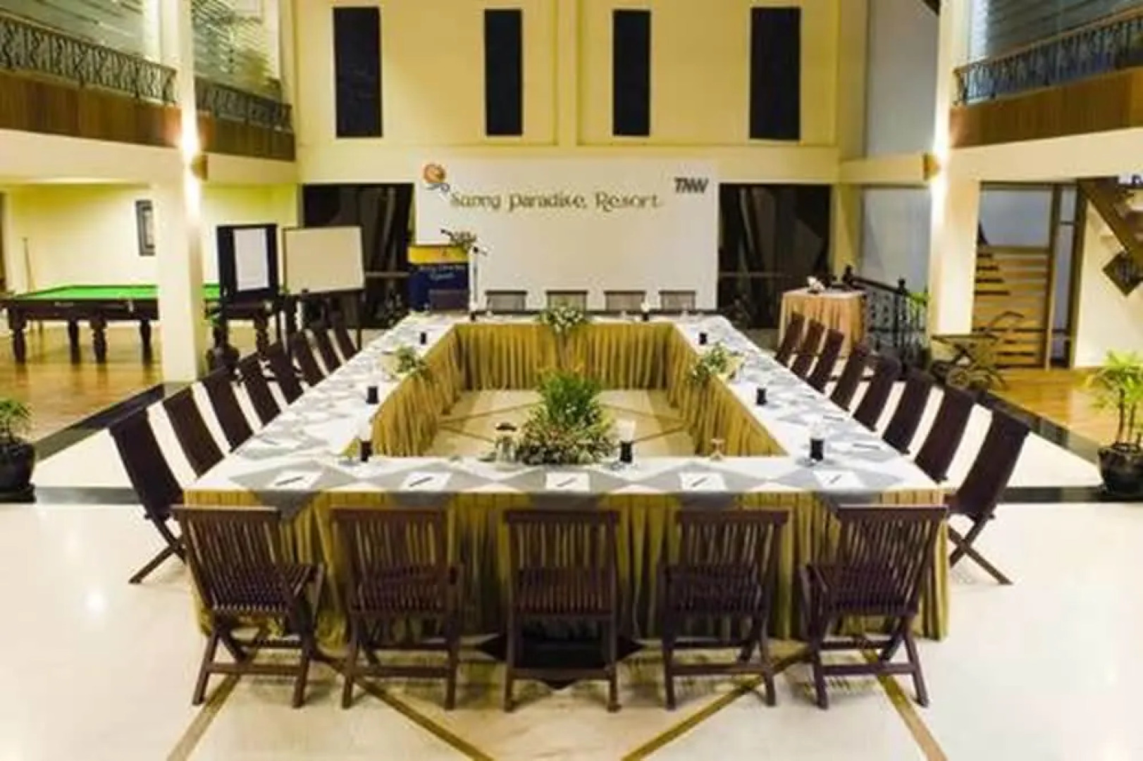 Sunny Paradise Resort