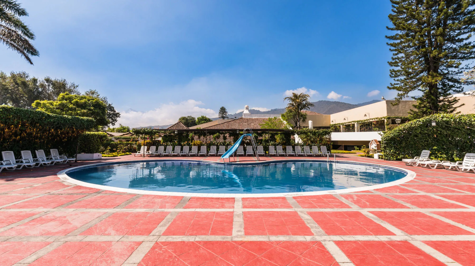 Hotel Soleil La Antigua