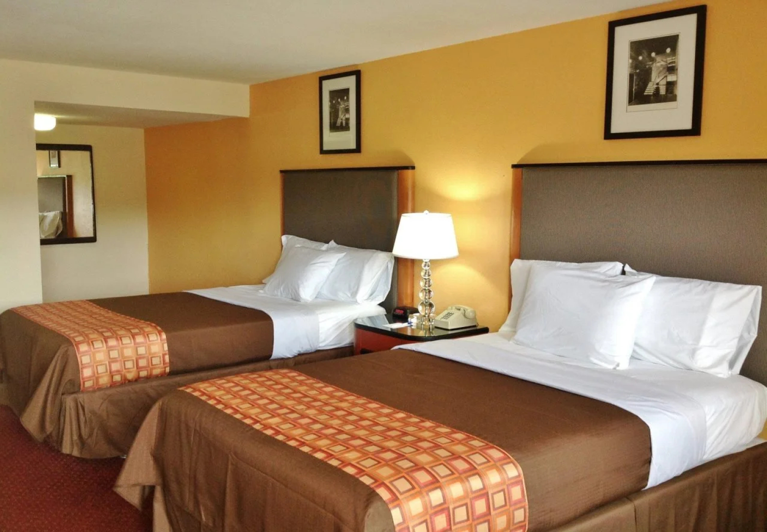 Media Inn and Suites