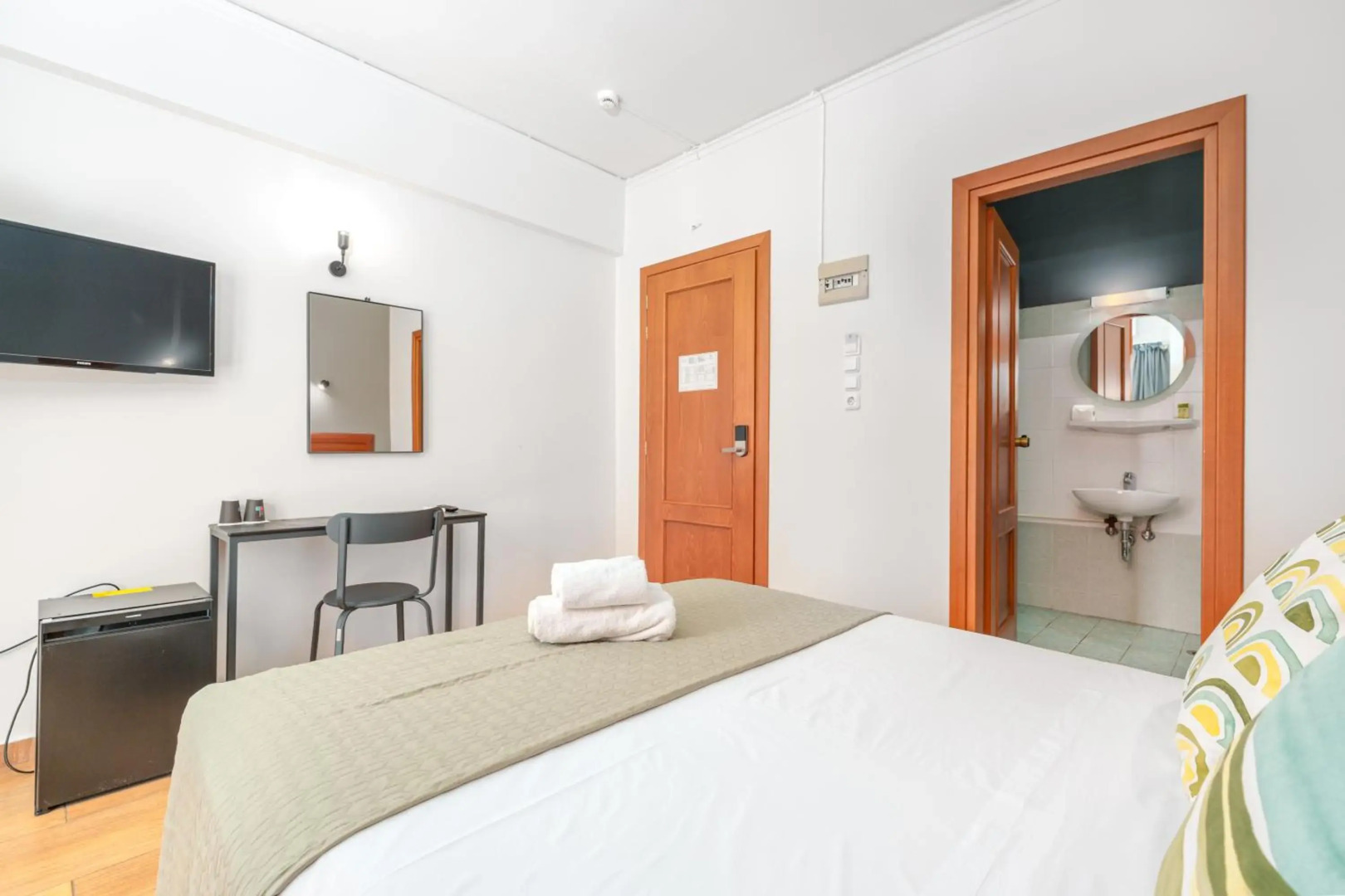 Petousis Hotel & Suites