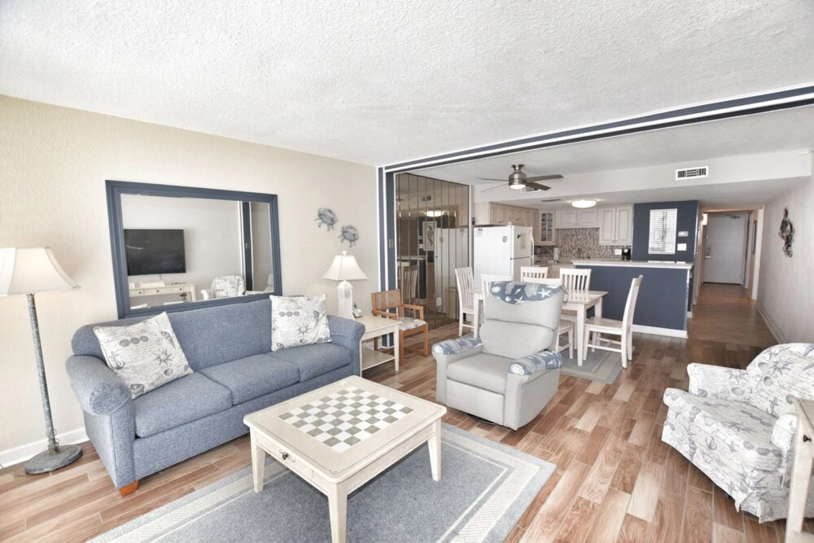 0102 Waters Edge Resort 2 Bedroom Condo by Redawning