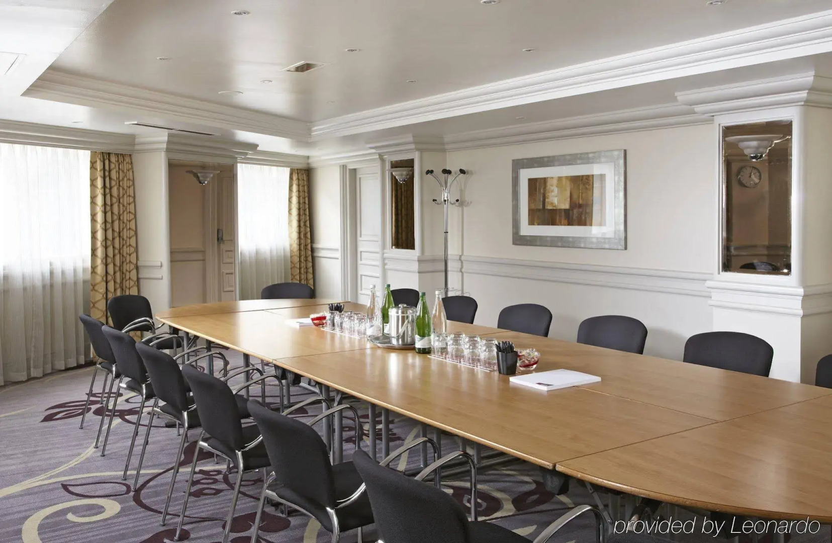 Thistle Euston Hotel