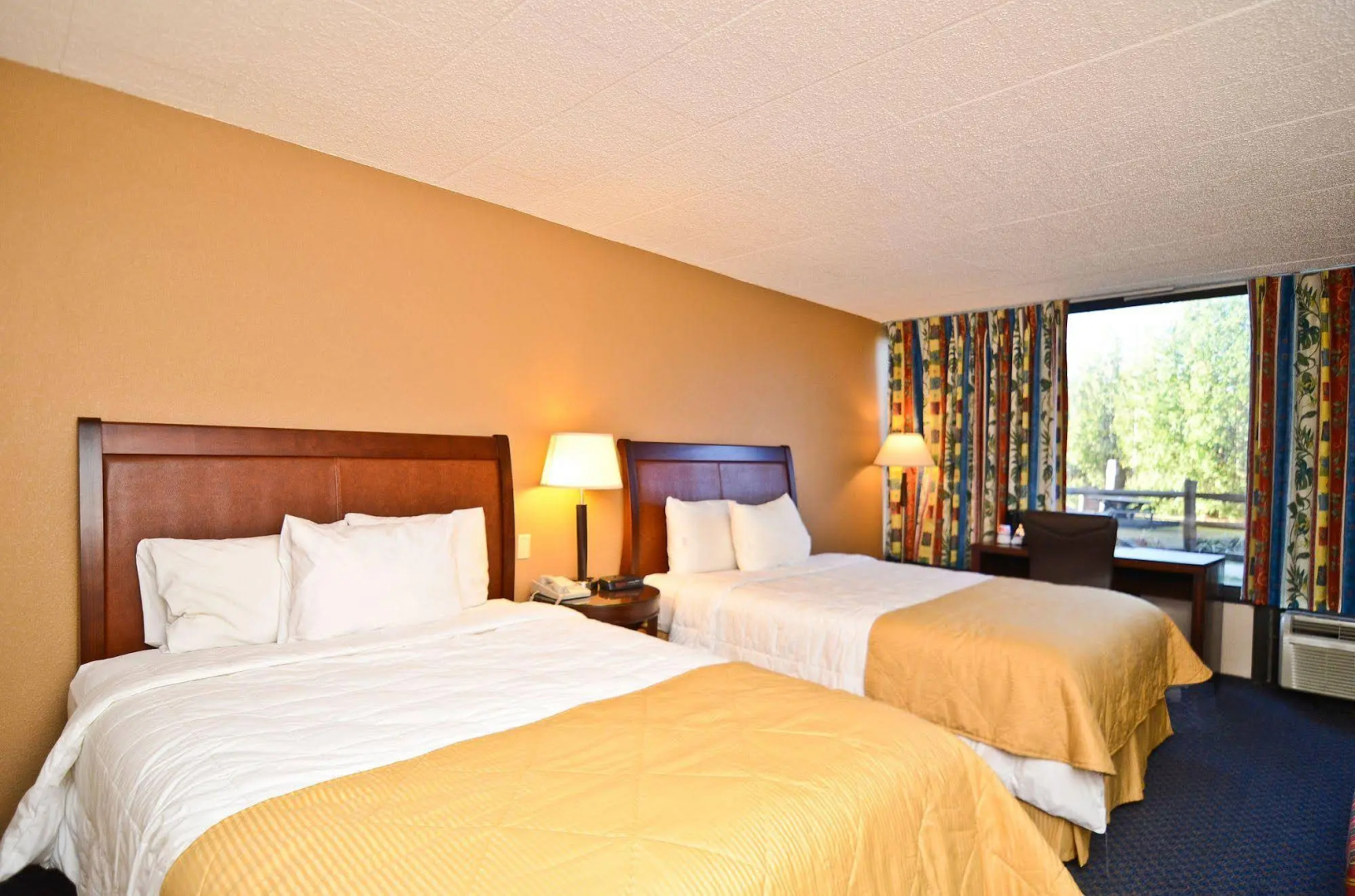 Pocono Resort Conference Center - POCONO MOUNTAINS