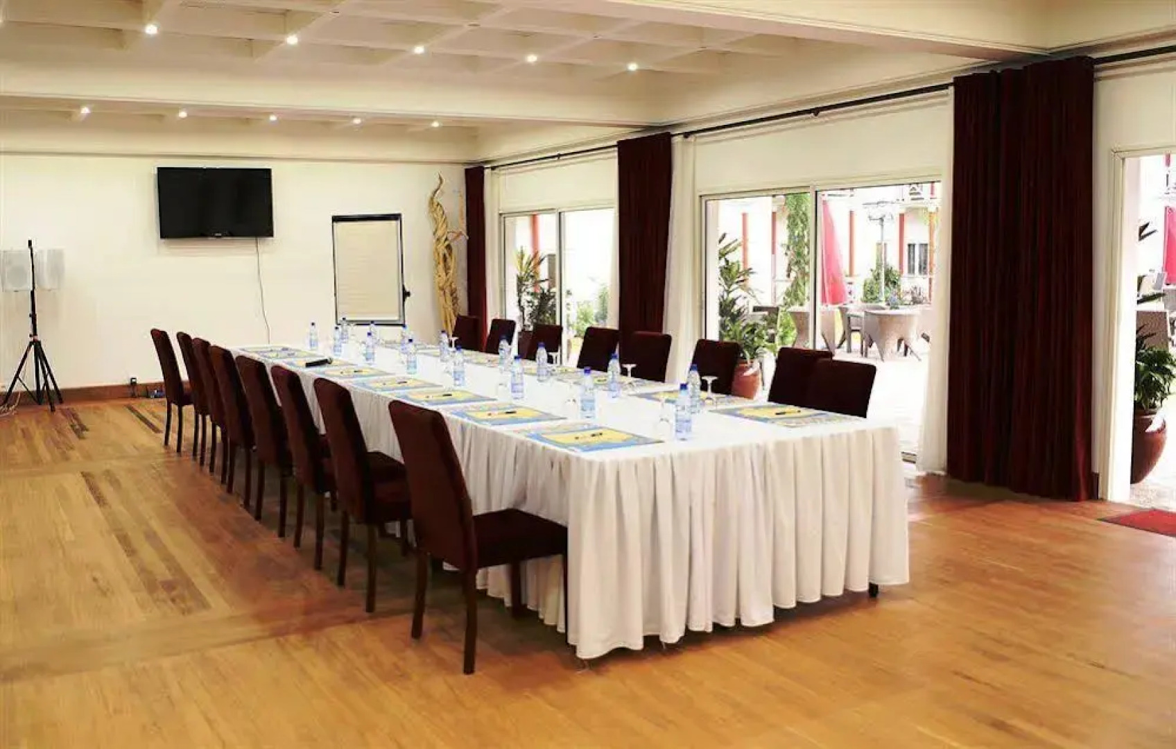 Nomad Suites Residence