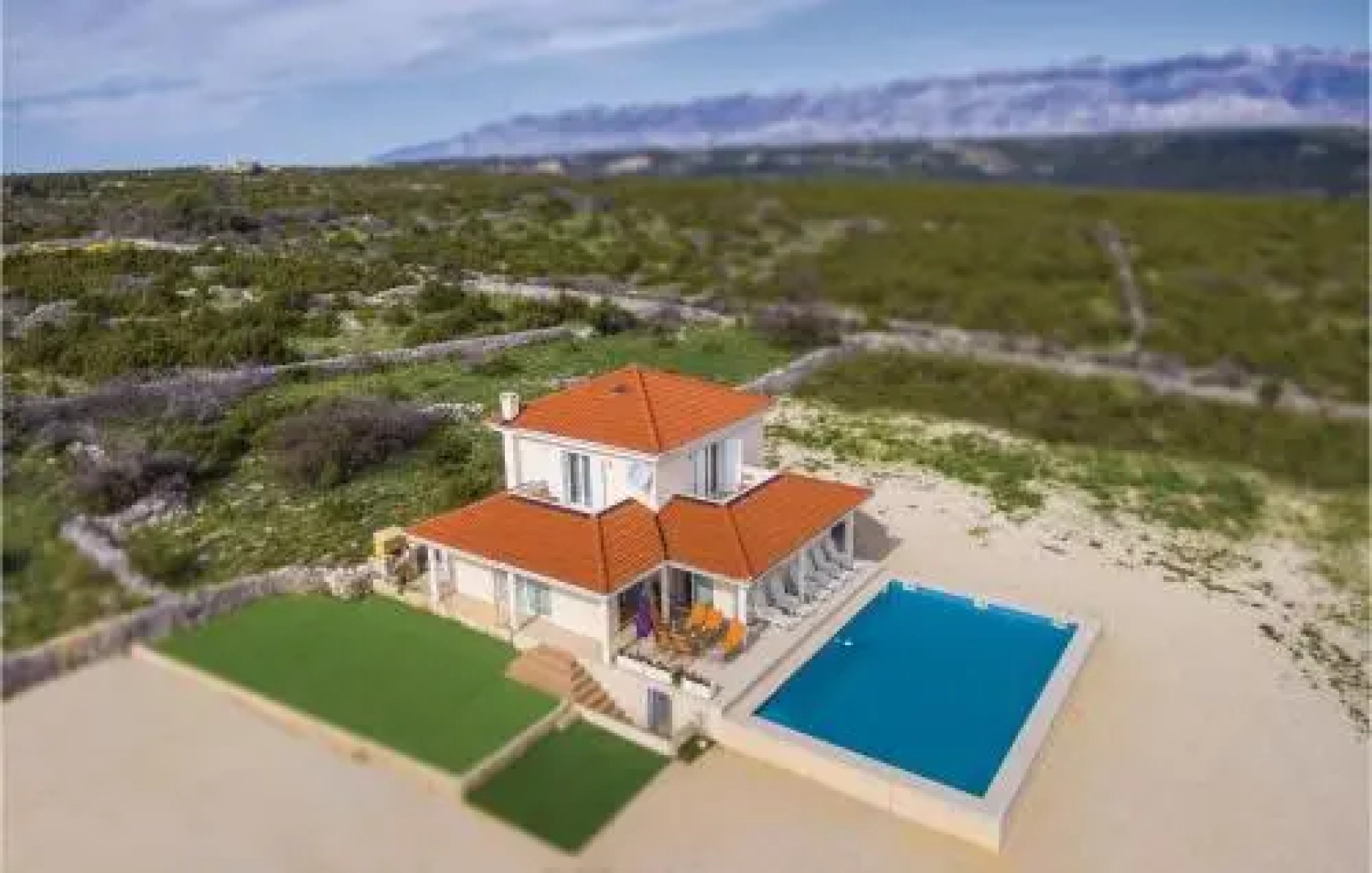 Holiday home Novalja QR-1783